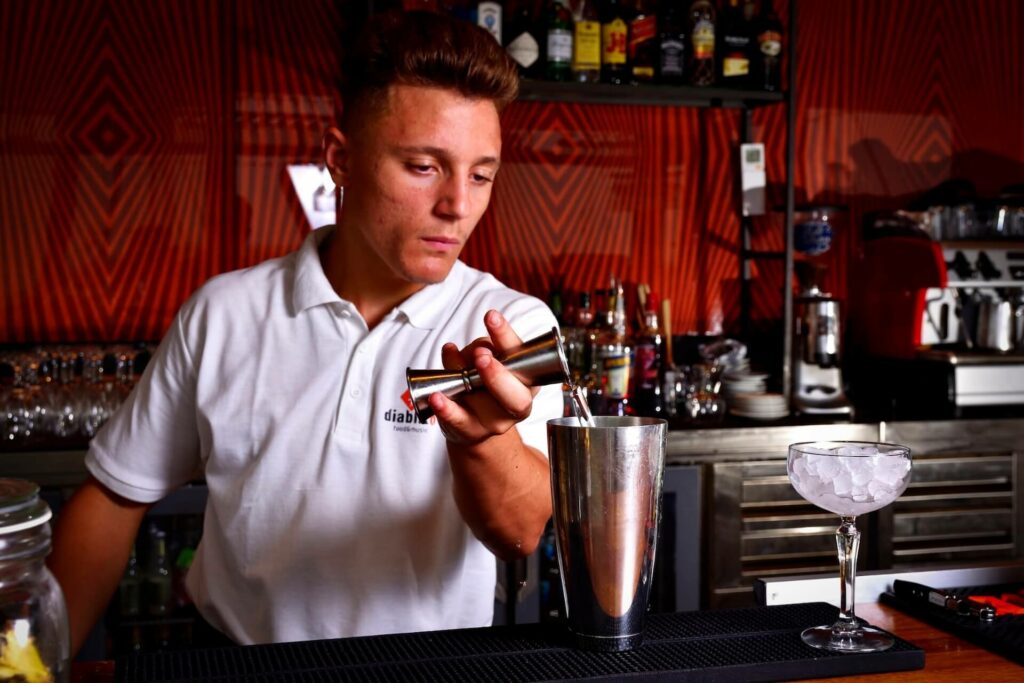 bartender customer service skills