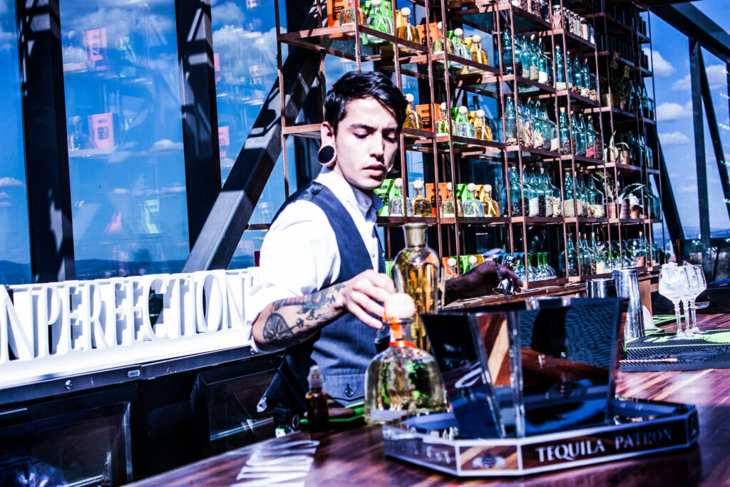 how much does bartending school cost