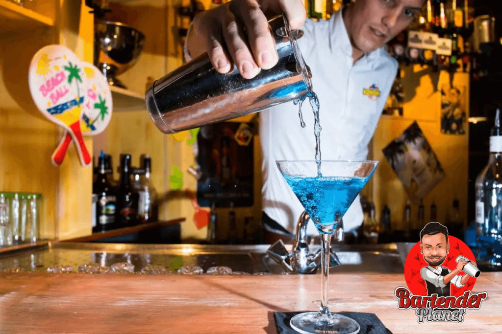 why do bartenders shake drinks