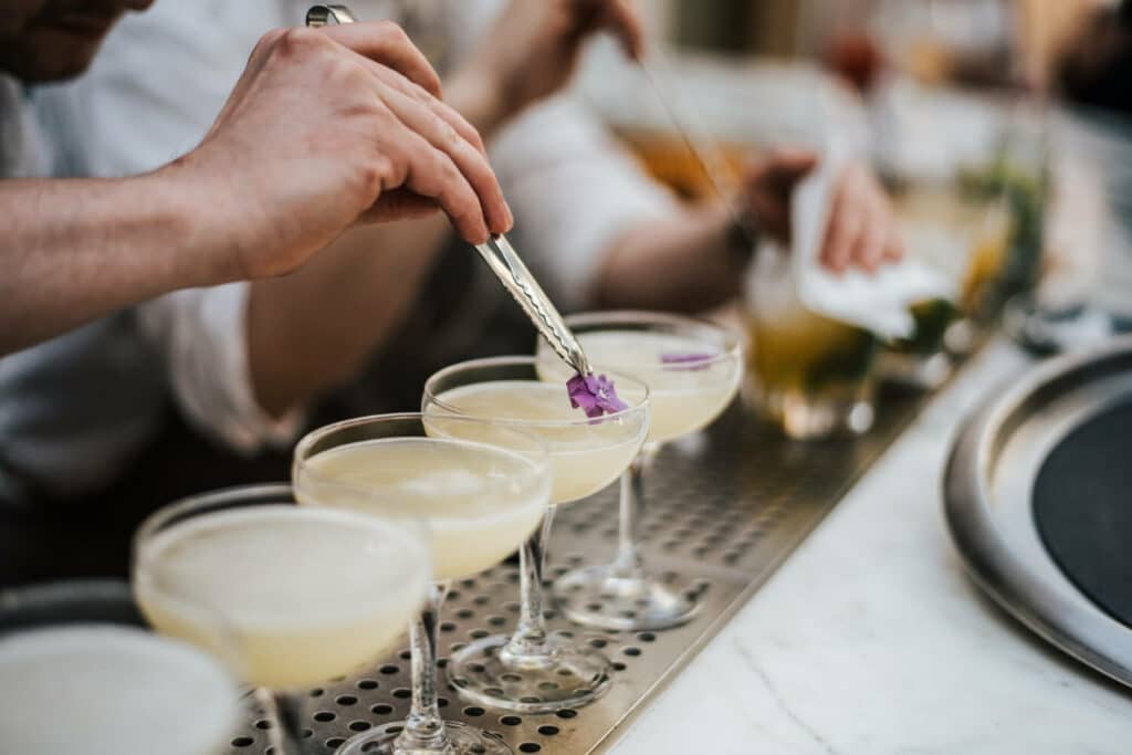 tips for bartending a private party